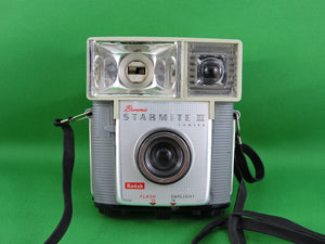 Cameras - Kodak Brownie Starmite II Outfit - No. 48J