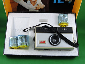 Cameras - Kodak Instamatic 124 Color Outfit - No. A124R