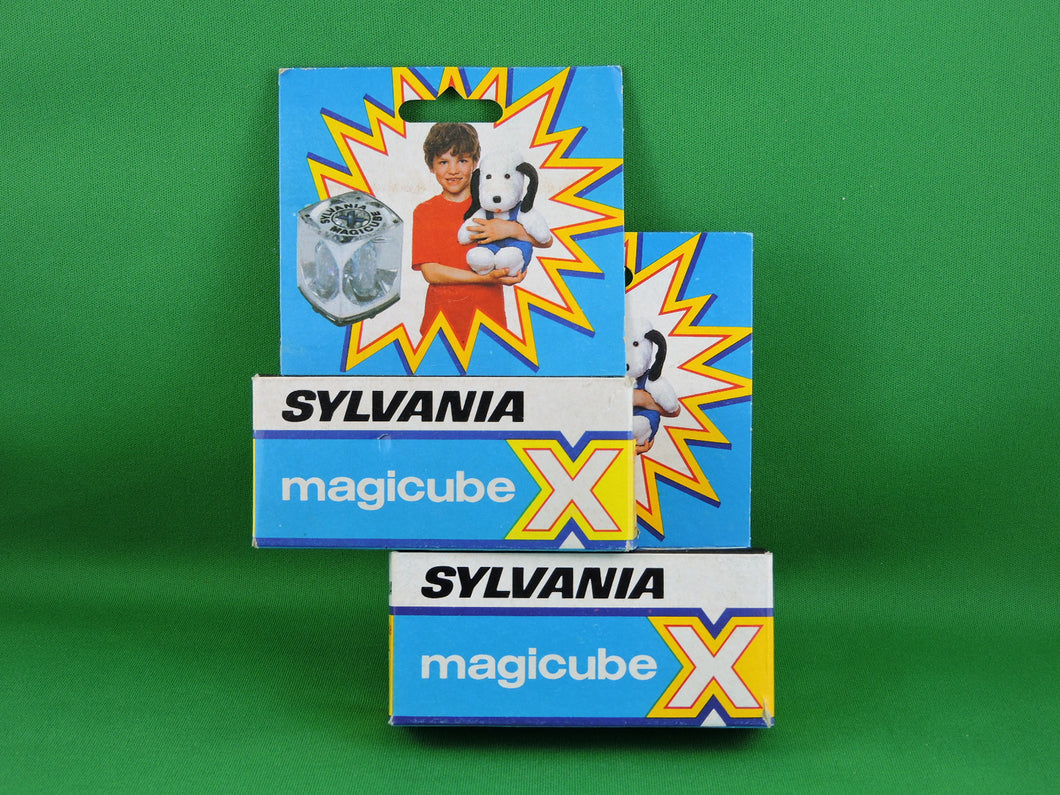 Cameras - Sylvania Magicube X Flash Bulbs