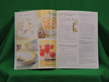Load image into Gallery viewer, Cook Books - Kraft Kitchens &quot;What&#39;s Cooking&quot; - 2007 - Spring Issue
