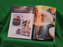 Charger l&#39;image dans la galerie, Cook Books - Kraft Kitchens &quot;What&#39;s Cooking&quot; - 2004 - Winter Issue
