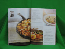 Charger l&#39;image dans la galerie, Cook Books - Kraft Kitchens &quot;What&#39;s Cooking&quot; - 2005 - Fall Issue
