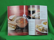 Charger l&#39;image dans la galerie, Cook Books - Kraft Kitchens &quot;What&#39;s Cooking&quot; - 2005 - Winter Issue
