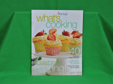 Charger l&#39;image dans la galerie, Cook Books - Kraft Kitchens &quot;What&#39;s Cooking&quot; - 2010 - Spring Issue

