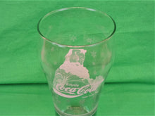 Charger l&#39;image dans la galerie, Coca-Cola Memorabilia - Coca-Cola Glass - Green with Santa - White Design
