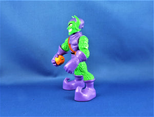 Toys - 2012 - Hasbro - Spider-Man - Green Goblin Holding Pumpkin