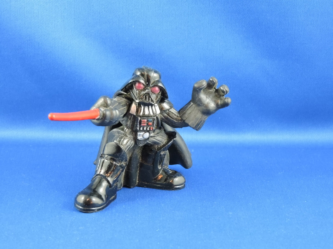 Toys - 2006 - Hasbro - Star Wars - Galactic Heroes - Darth Vader Figure