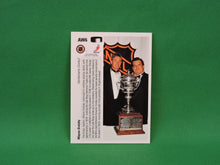 Charger l&#39;image dans la galerie, Collector Cards - 1991 - Upper Deck - #AW6 - Lady Bing Trophy Winner - Hologram - Wayne Gretzky
