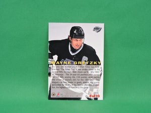 Collector Cards - 1995 - Fleer - #4 0f 10 - Headliner - Insert Card - Wayne Gretzky