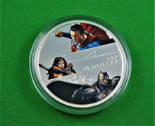 Charger l&#39;image dans la galerie, Currency - Silver Coin - $30 - 2016 - RCM - Batman v Superman: Dawn of Justice
