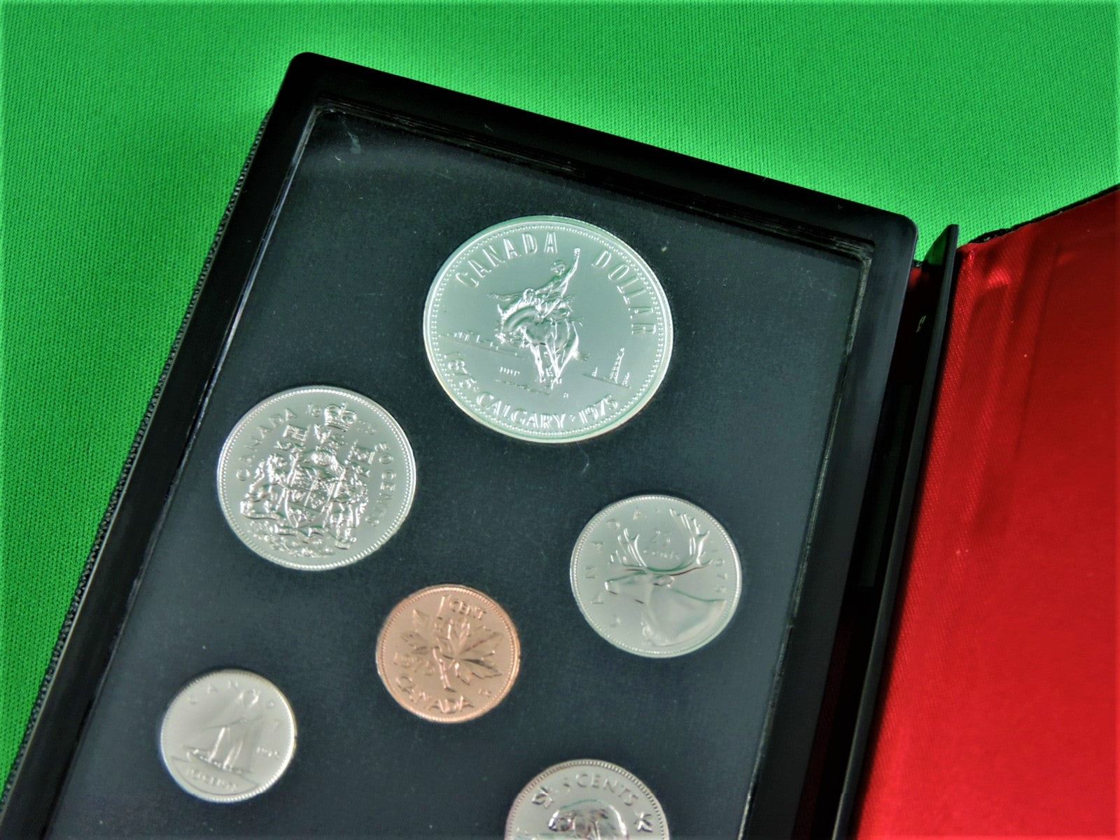 Currency Coin Set 1975 RCM Double Dollar Proof Set