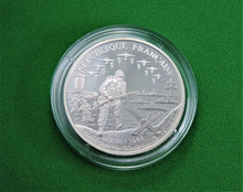 Charger l&#39;image dans la galerie, Currency - Coin Set - 1994 - Three-Coin Silver Proof Collection - Commemorating the 50th Anniversary of the Allied Invasion of Europe
