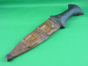 Knife - Unusual Fixed Blade Knife - Purchased in Egypt