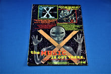 Charger l&#39;image dans la galerie, C - Topps Comics - The X Files - #24 - December 1996
