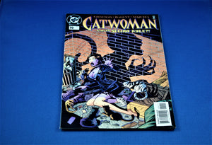 DC Comics - Catwoman Stalks Selina Kyle? - #70 - July 1999